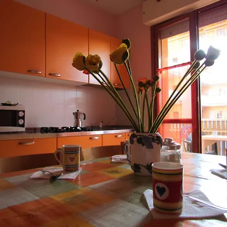 Your Modern Retreat With Poolside Bliss - Beahost Lägenhet Bibione