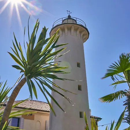 Your Modern Retreat With Poolside Bliss - Beahost Lägenhet Bibione